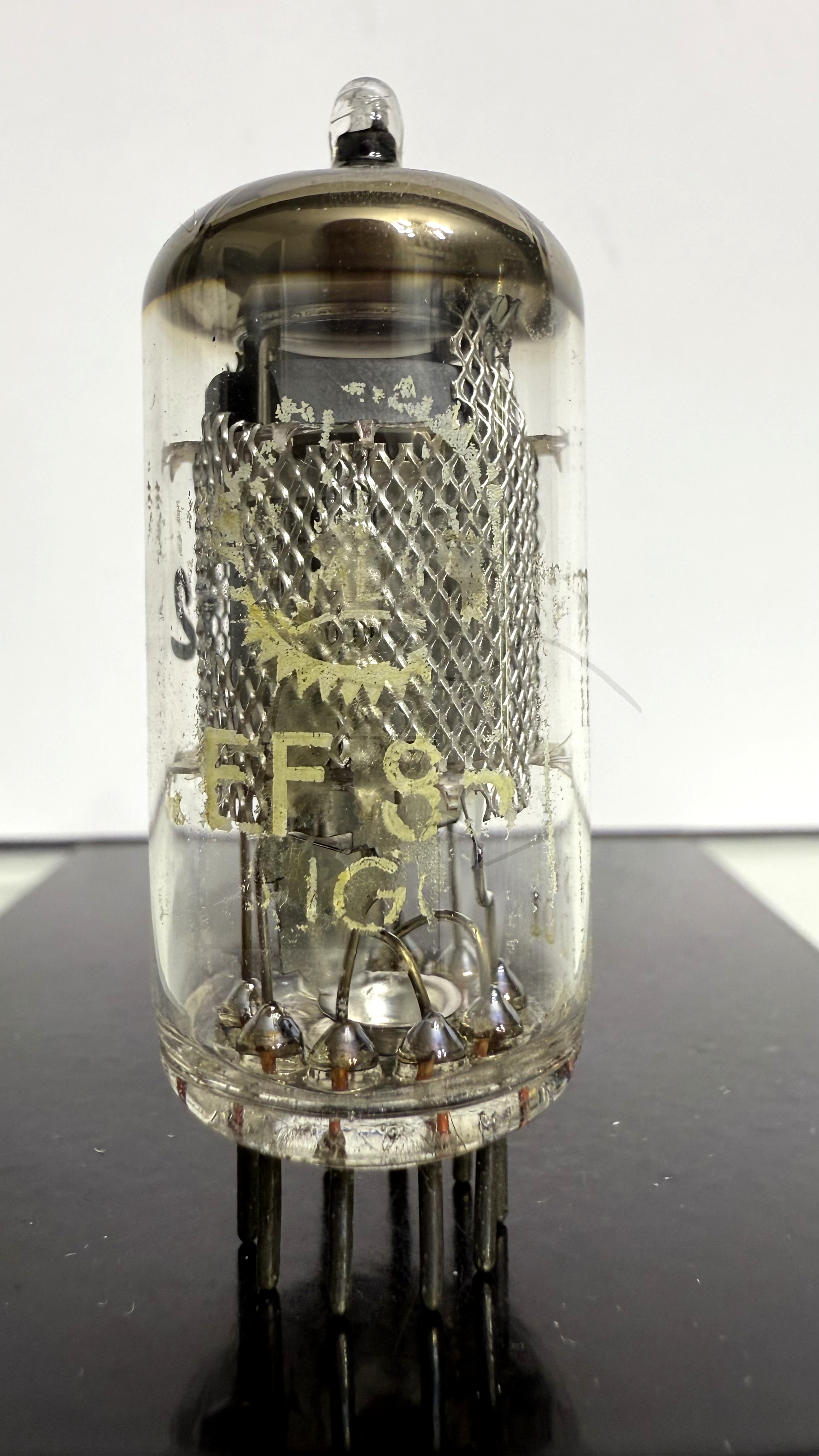 Röhre EF86 #1932 Bild 1