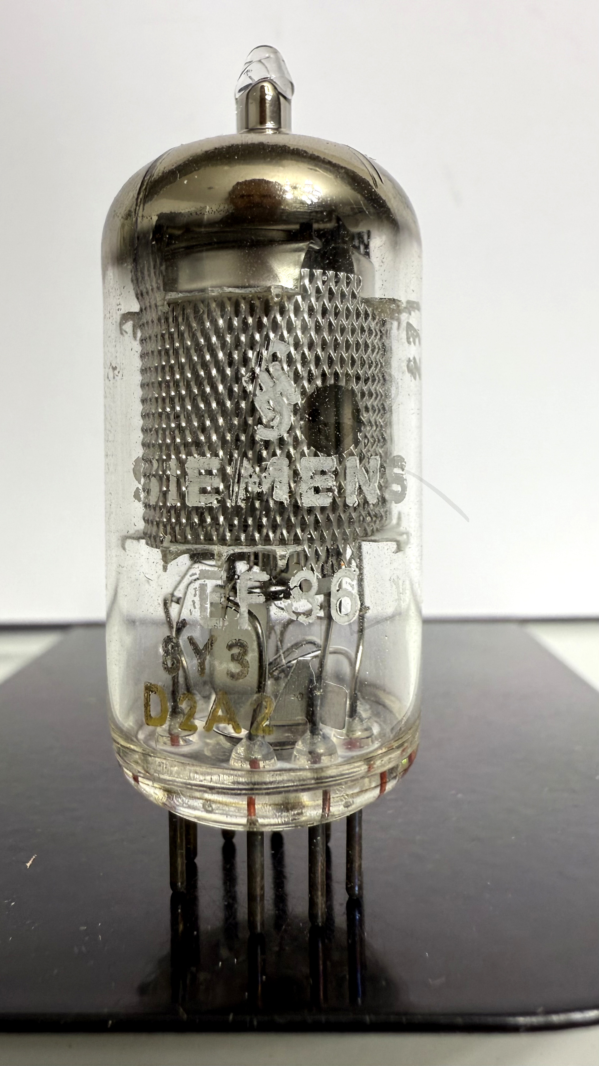 Röhre EF86 #3111 Bild 1