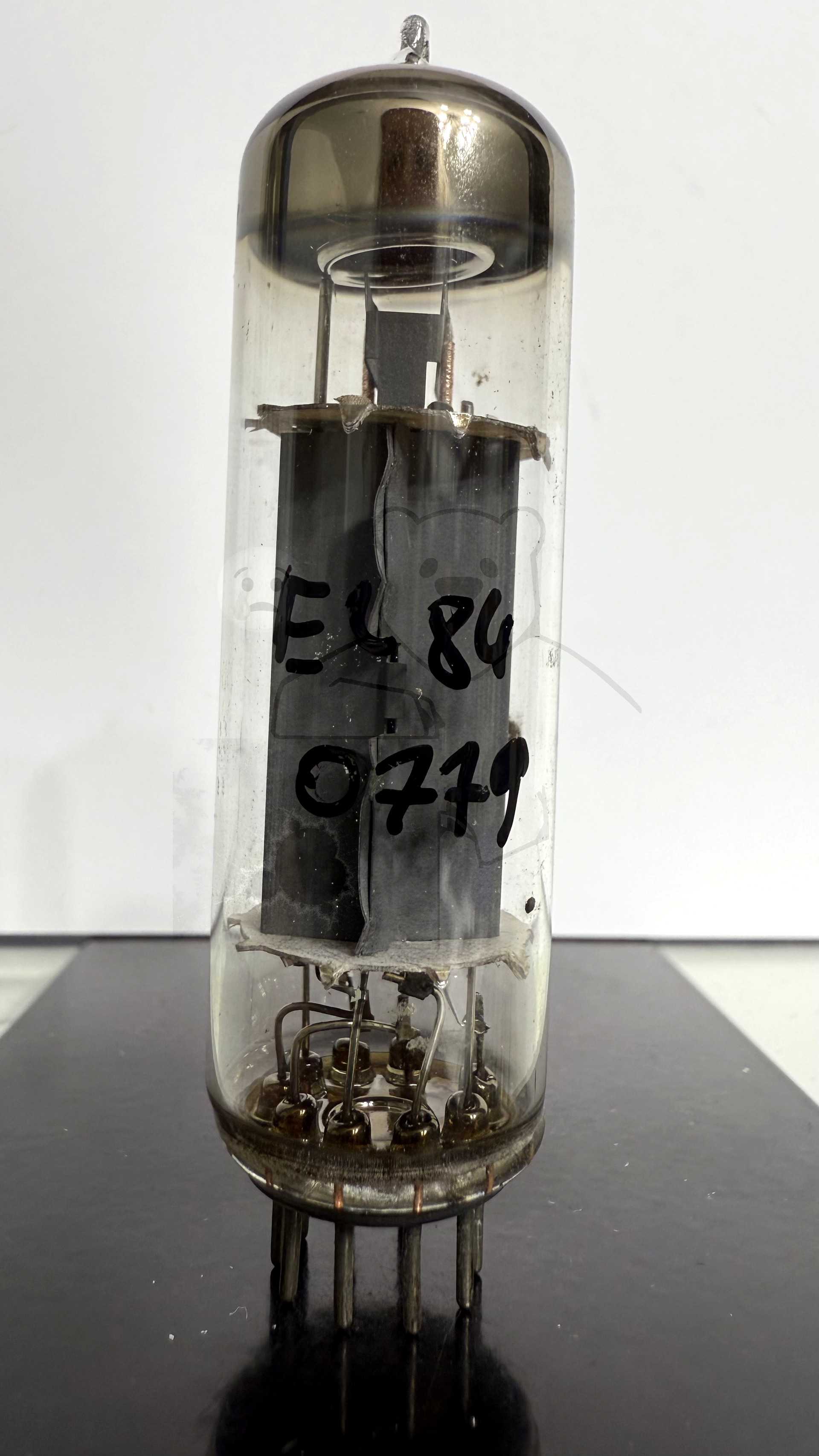 Röhre EL84 #0779 Bild 1