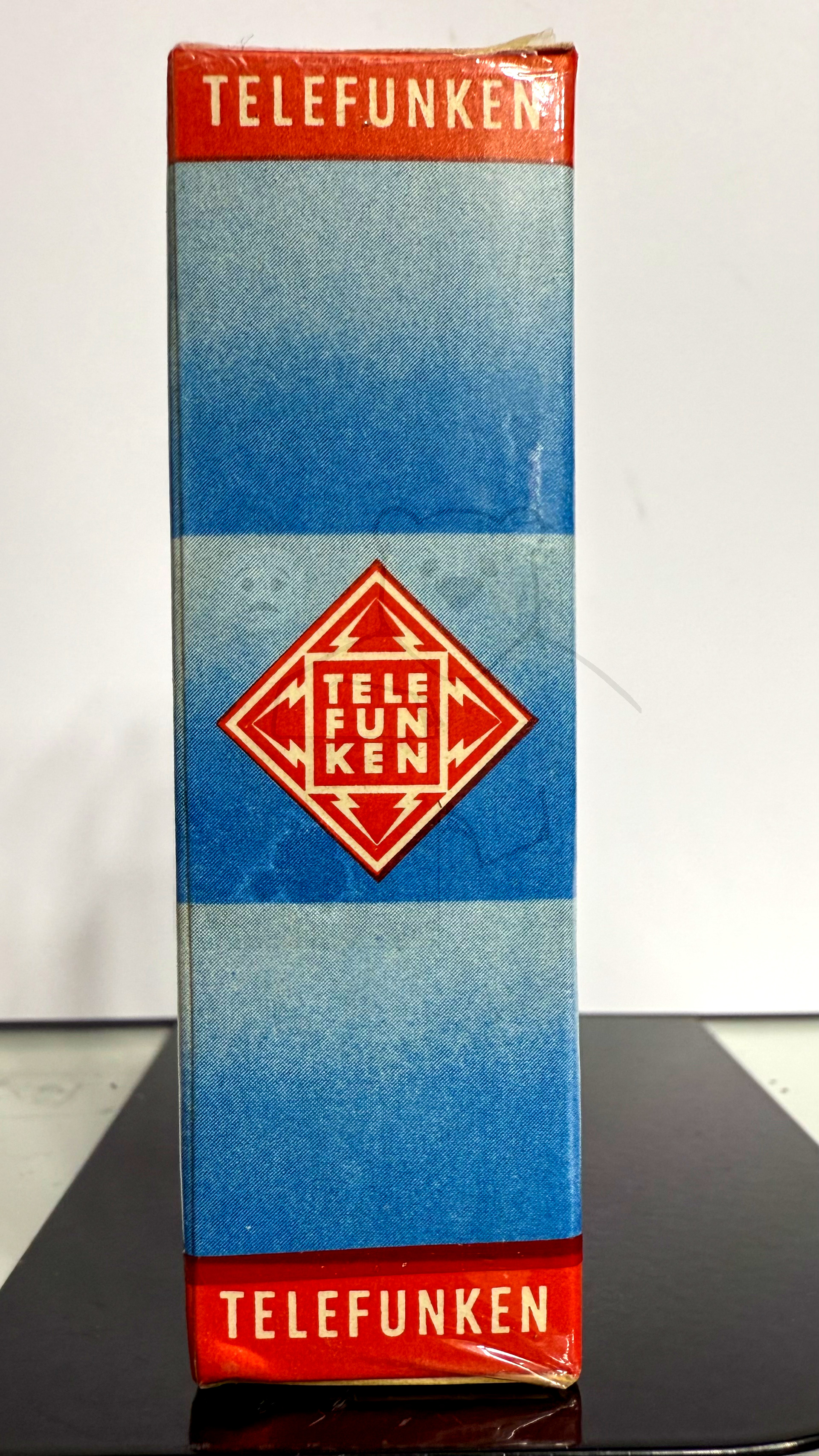 Röhre EM800 #3593 Verpackung Bild 2