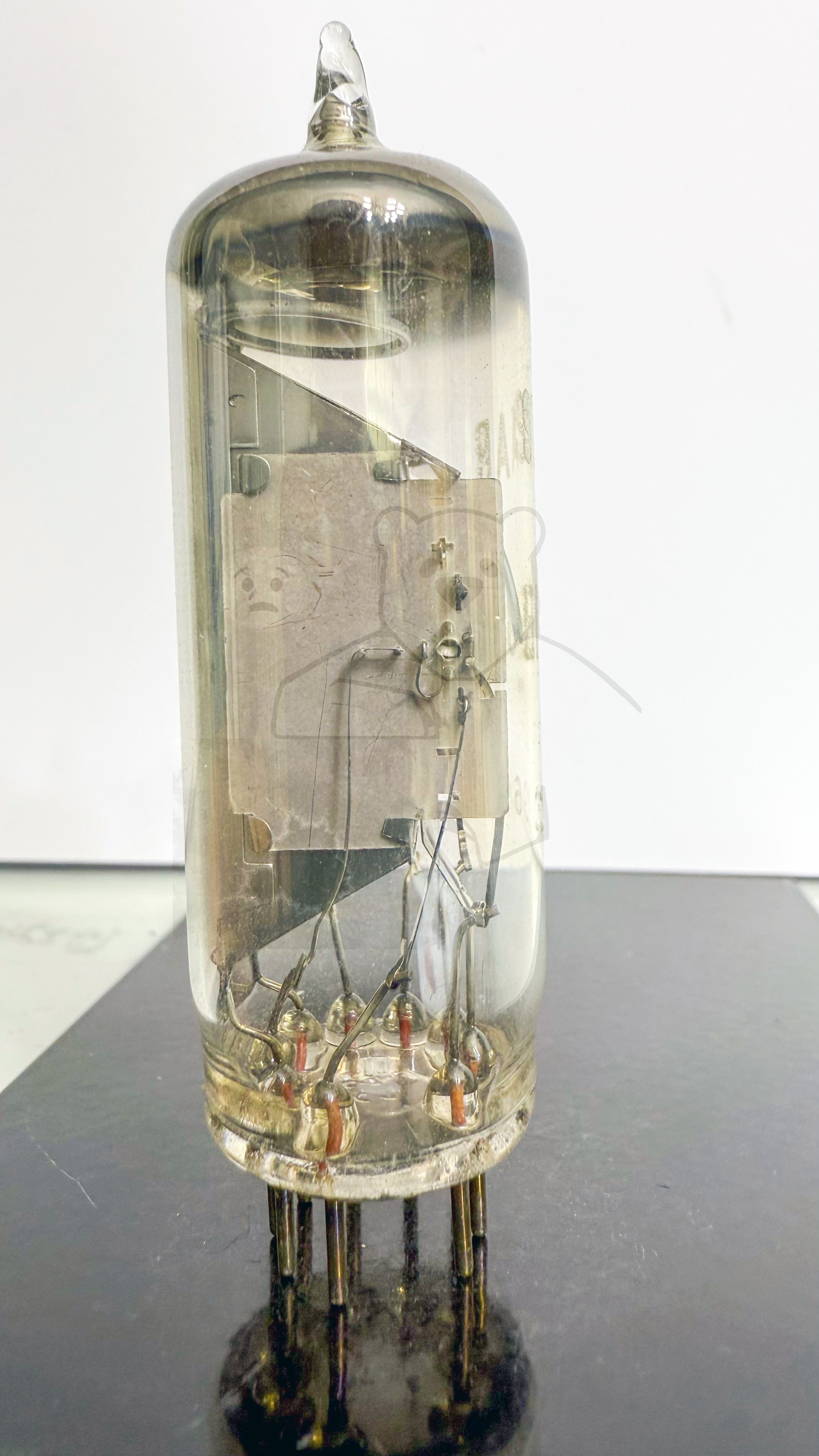 Röhre EM84 #5899 Bild 2