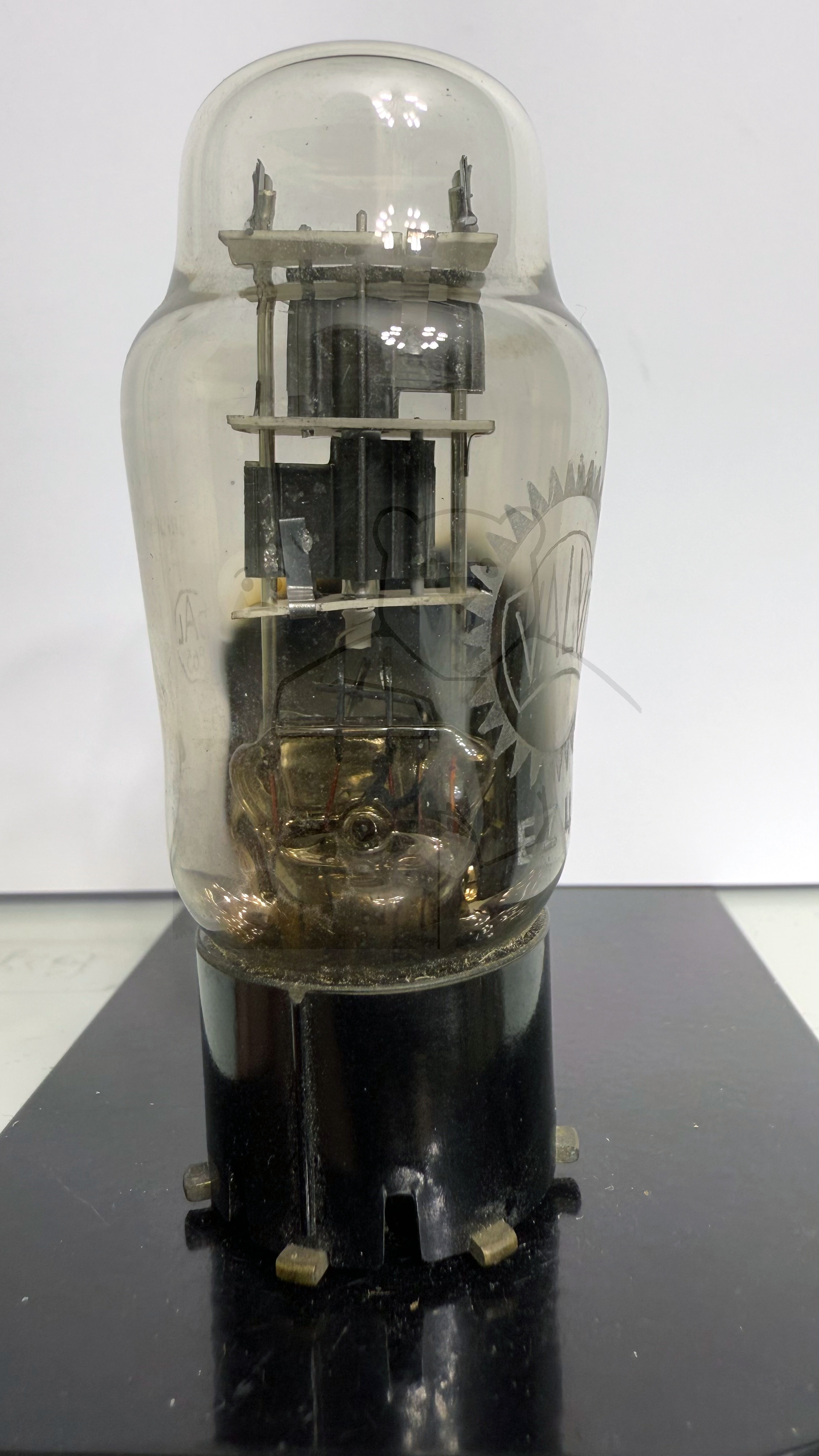 Röhre EZ4 #7525 Bild 1