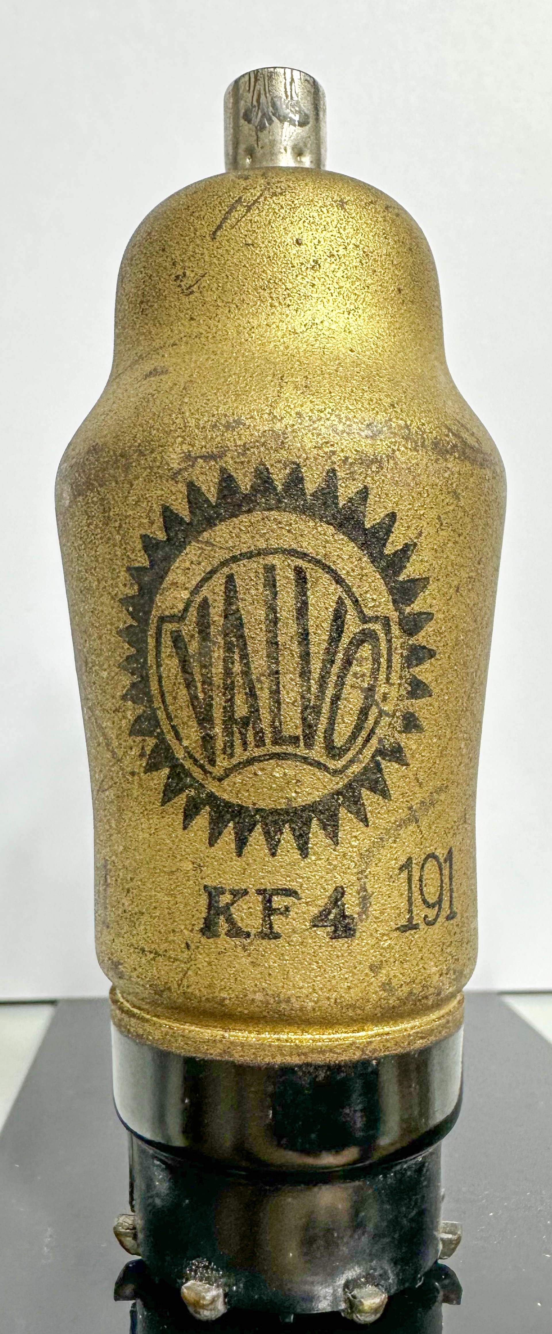 Röhre KF4 #4568 Bild 1