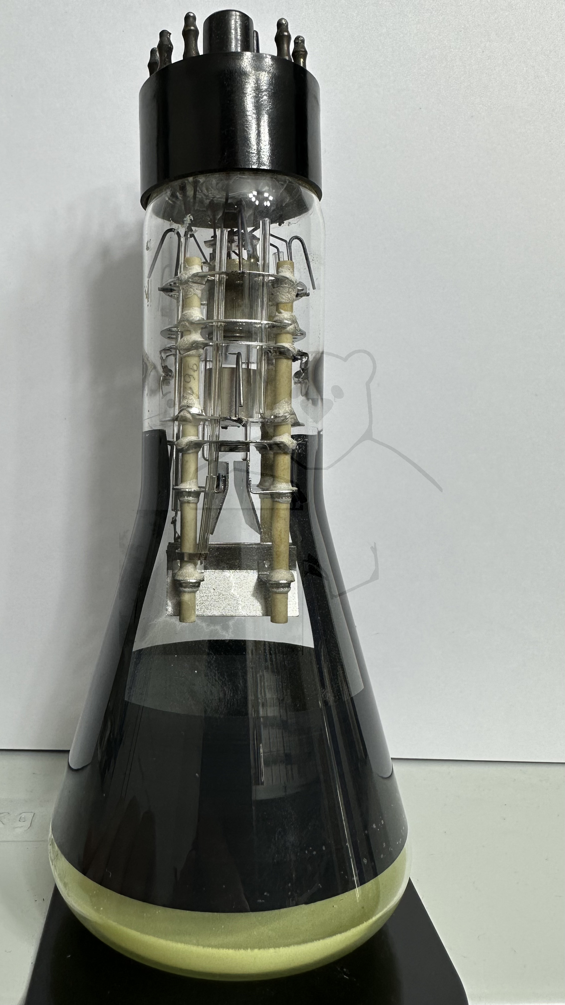 Röhre LB7-15 #5998 Bild 1