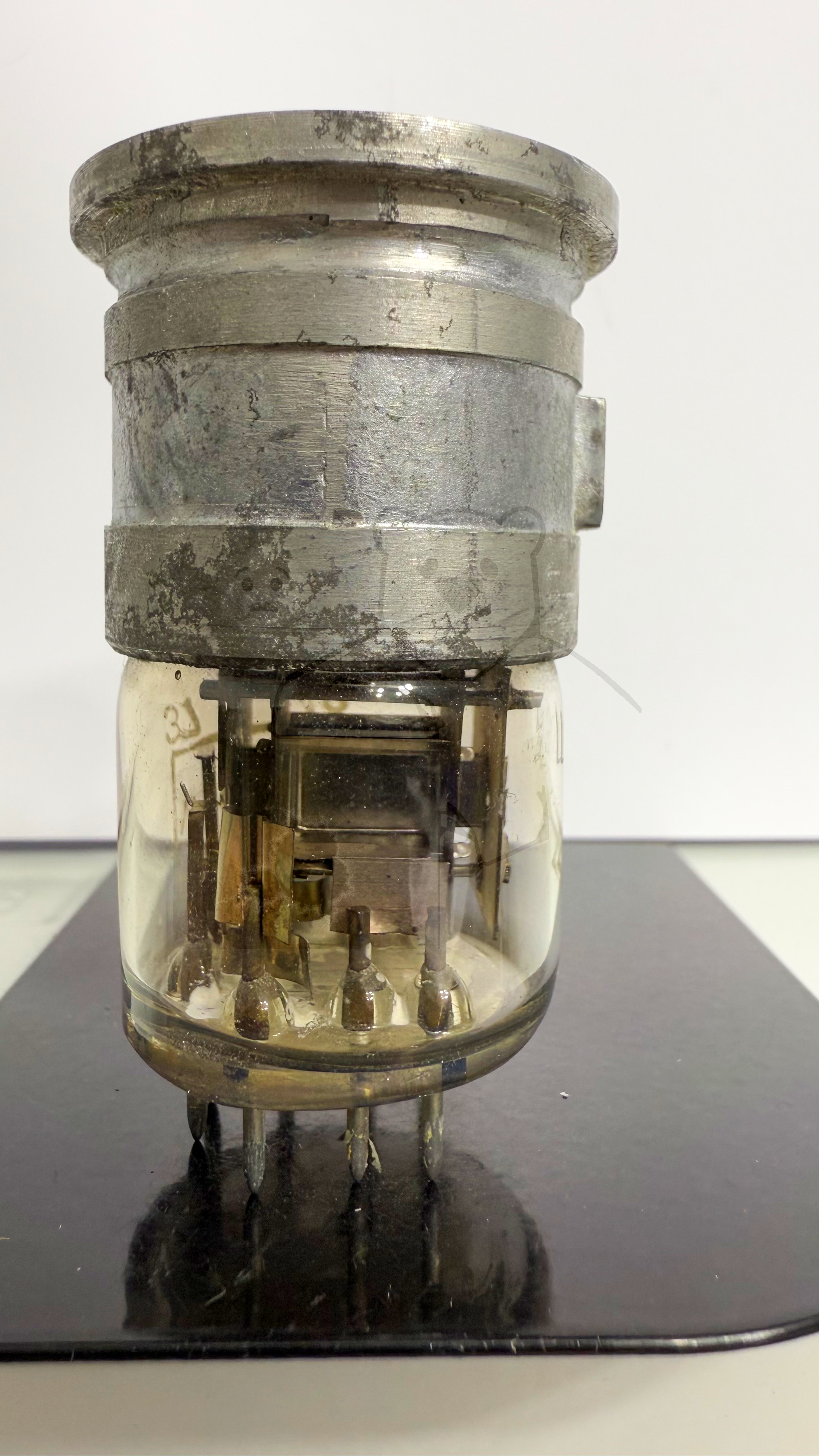 Röhre LG9 #8184 Bild 1