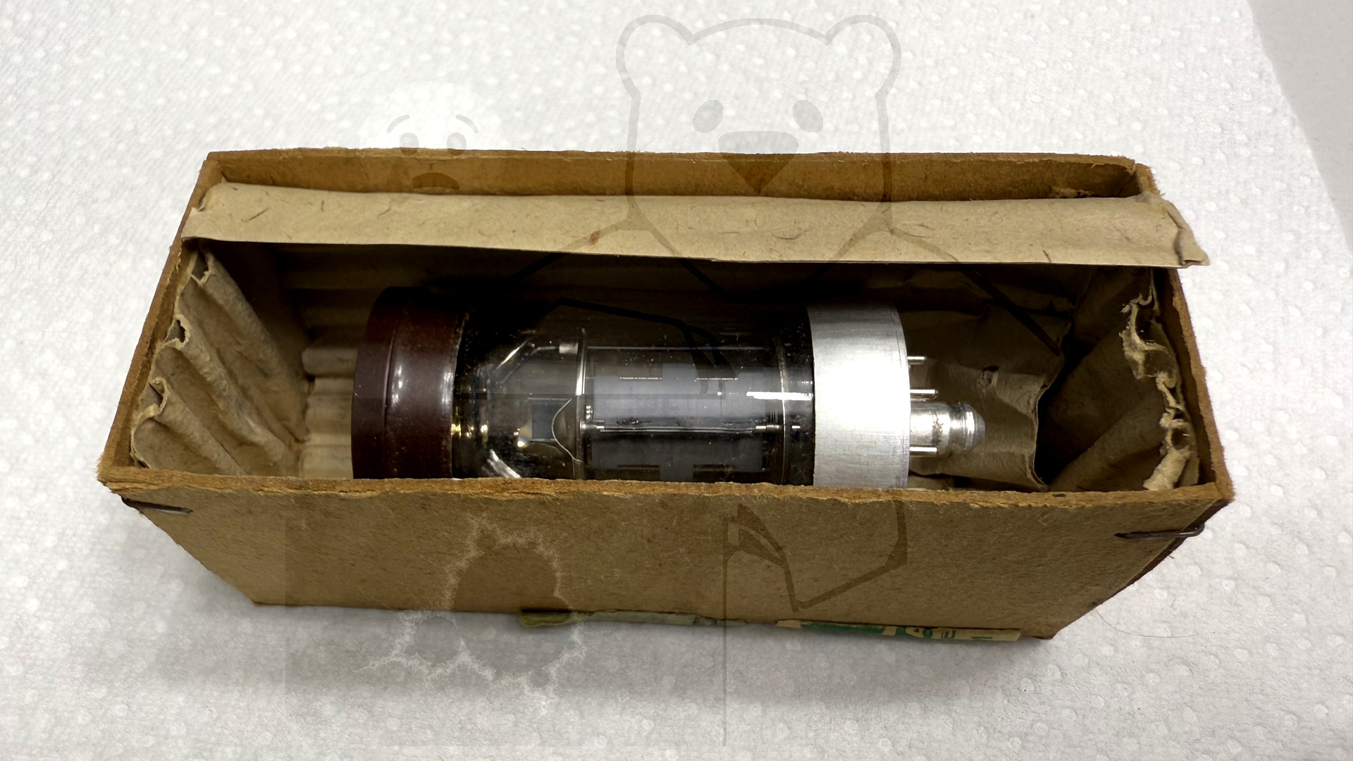 Röhre LV1 #7839 Verpackung Bild 1