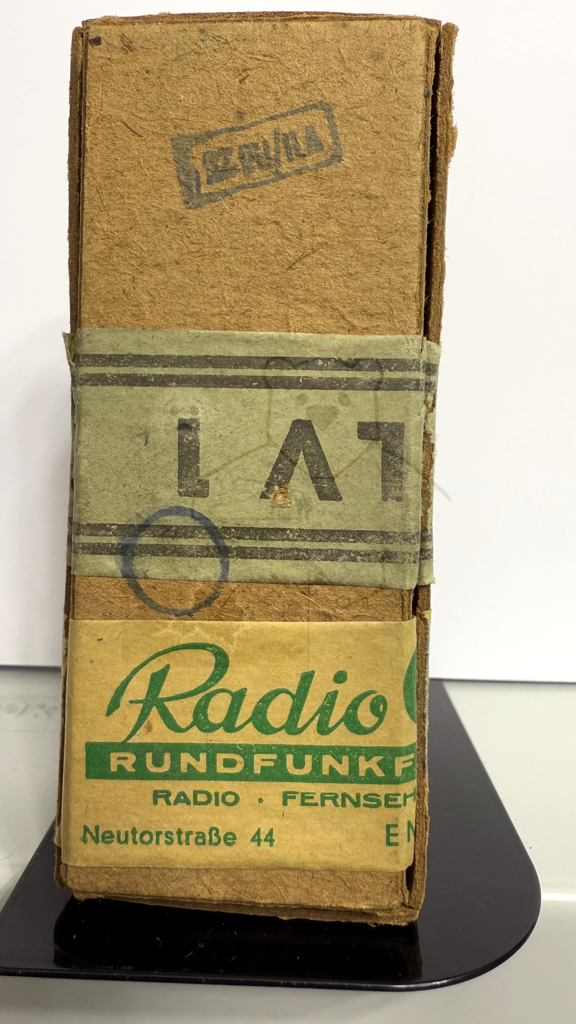 Röhre LV1 #7839 Verpackung Bild 3