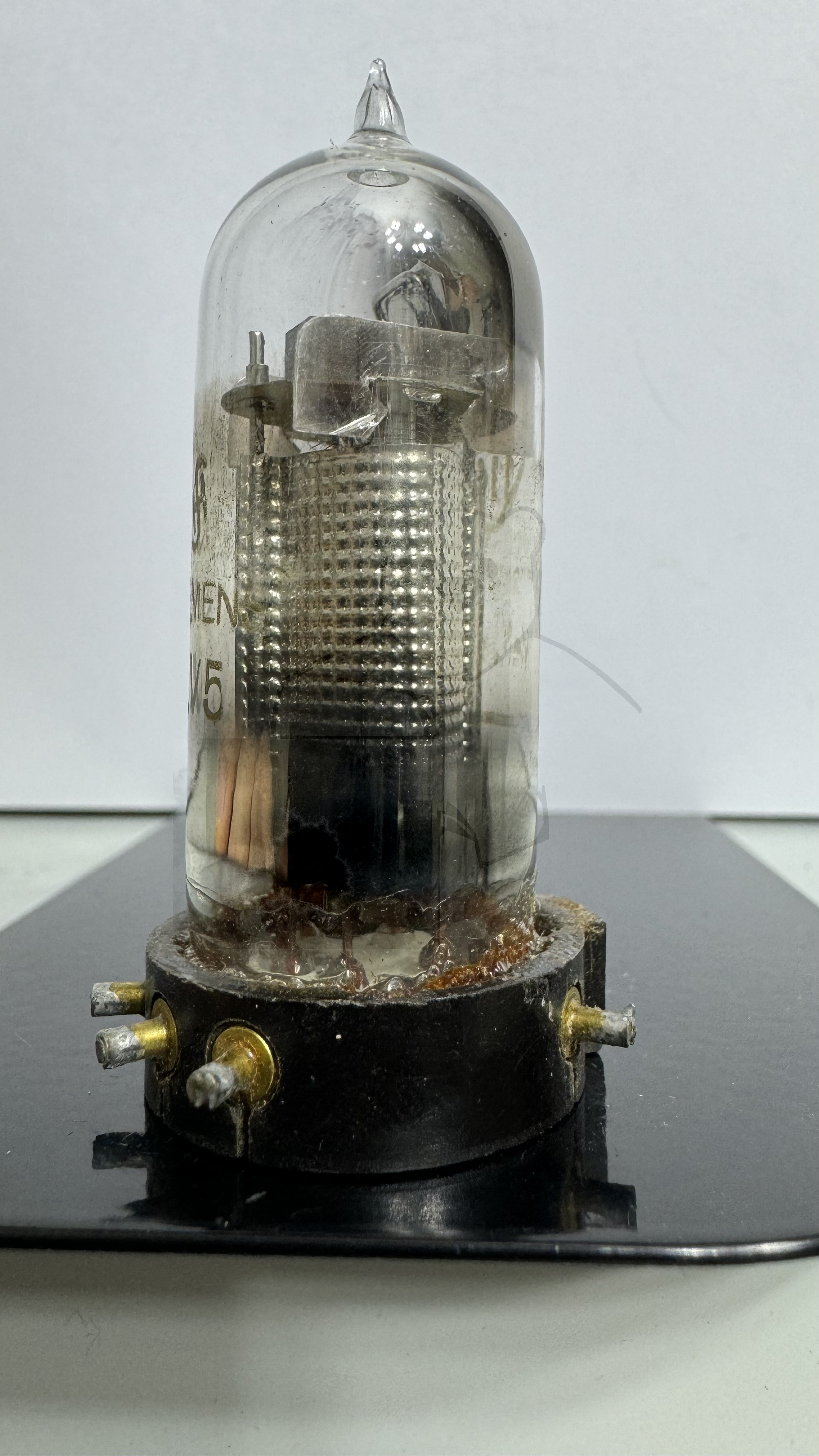 Röhre LV5 #8016 Bild 1