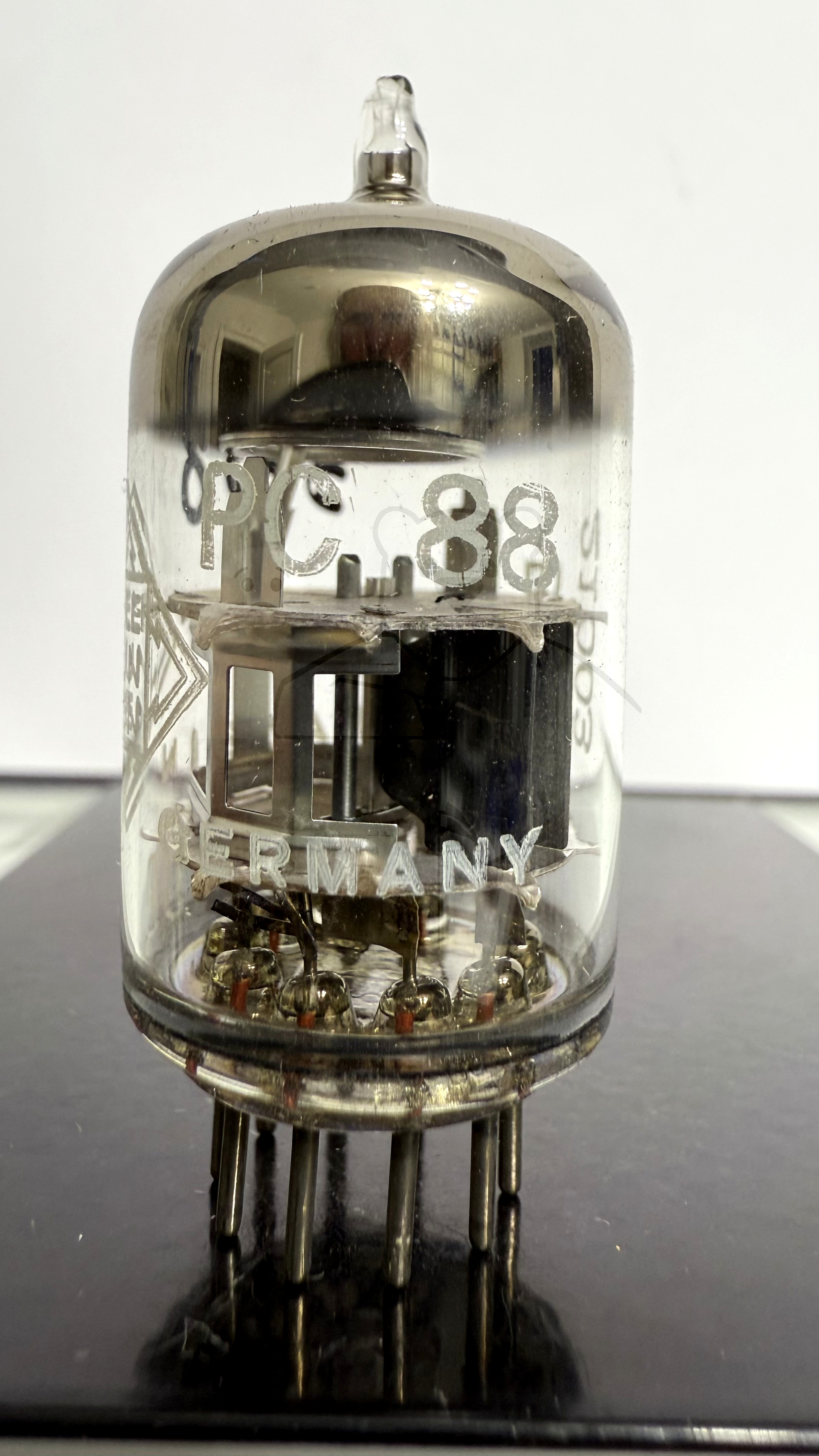 Röhre PC88 #3358 Bild 1