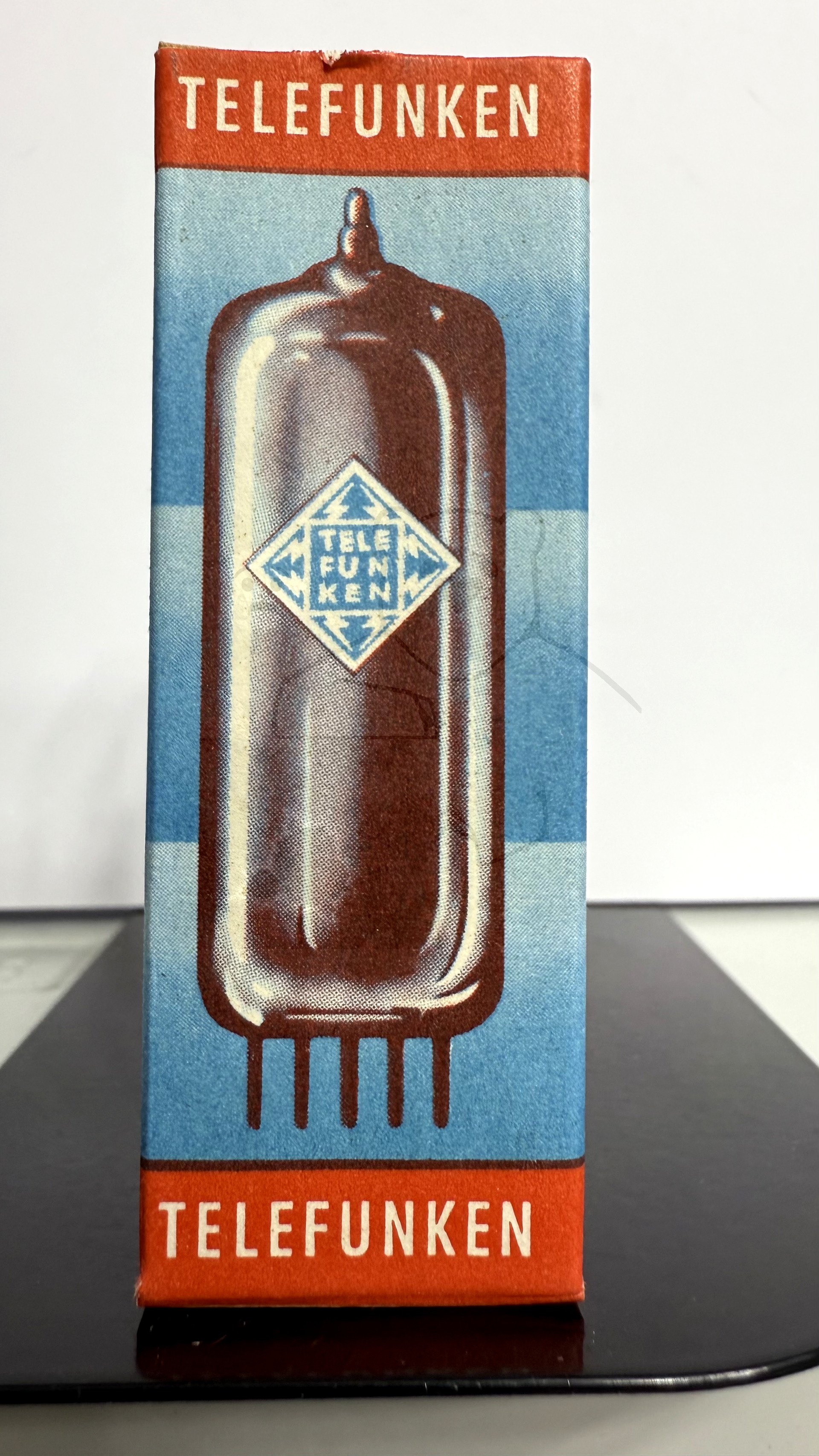 Röhre PC97 #4113 Verpackung Bild 1