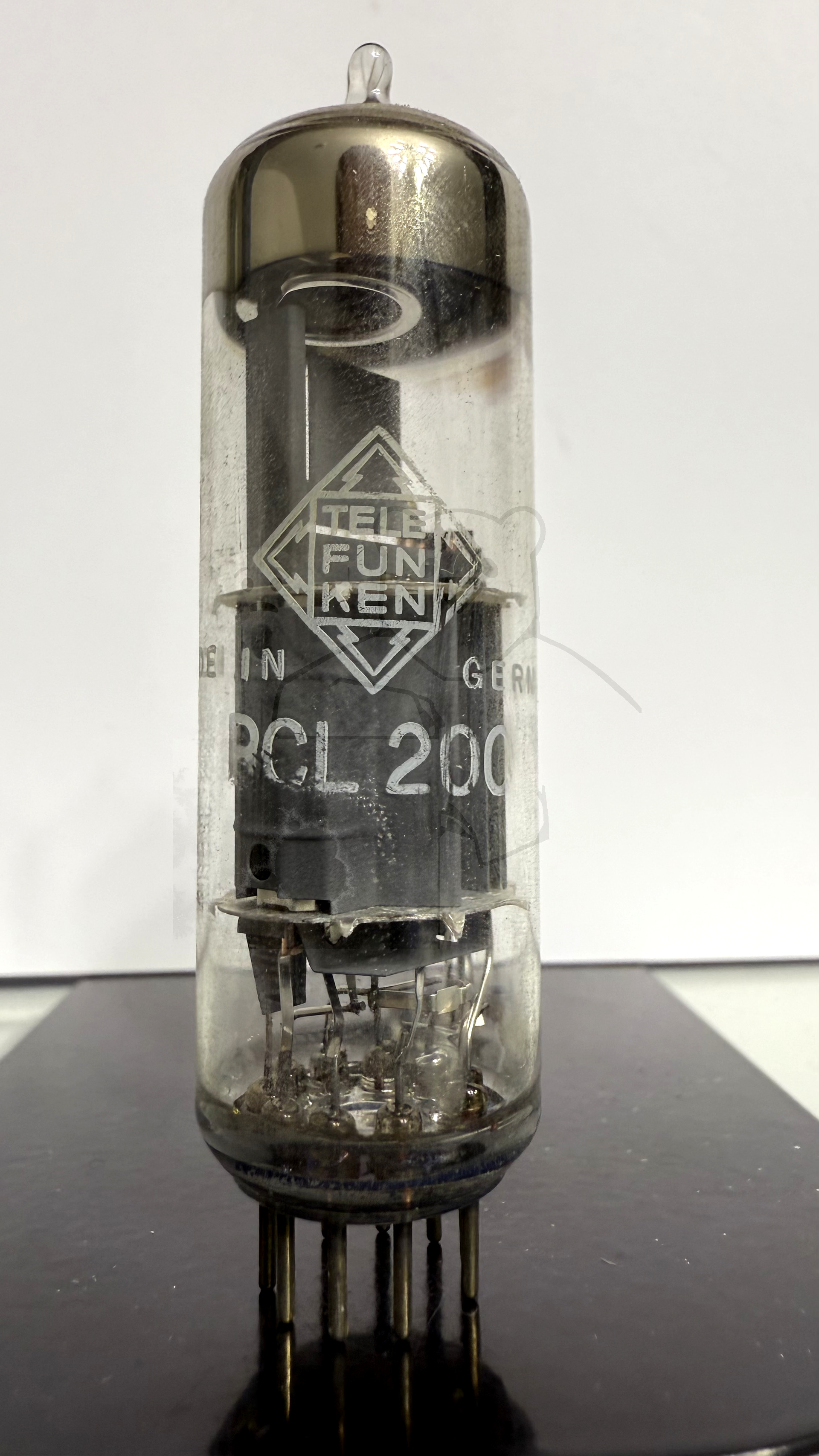 Röhre PCL200 #1296 Bild 1