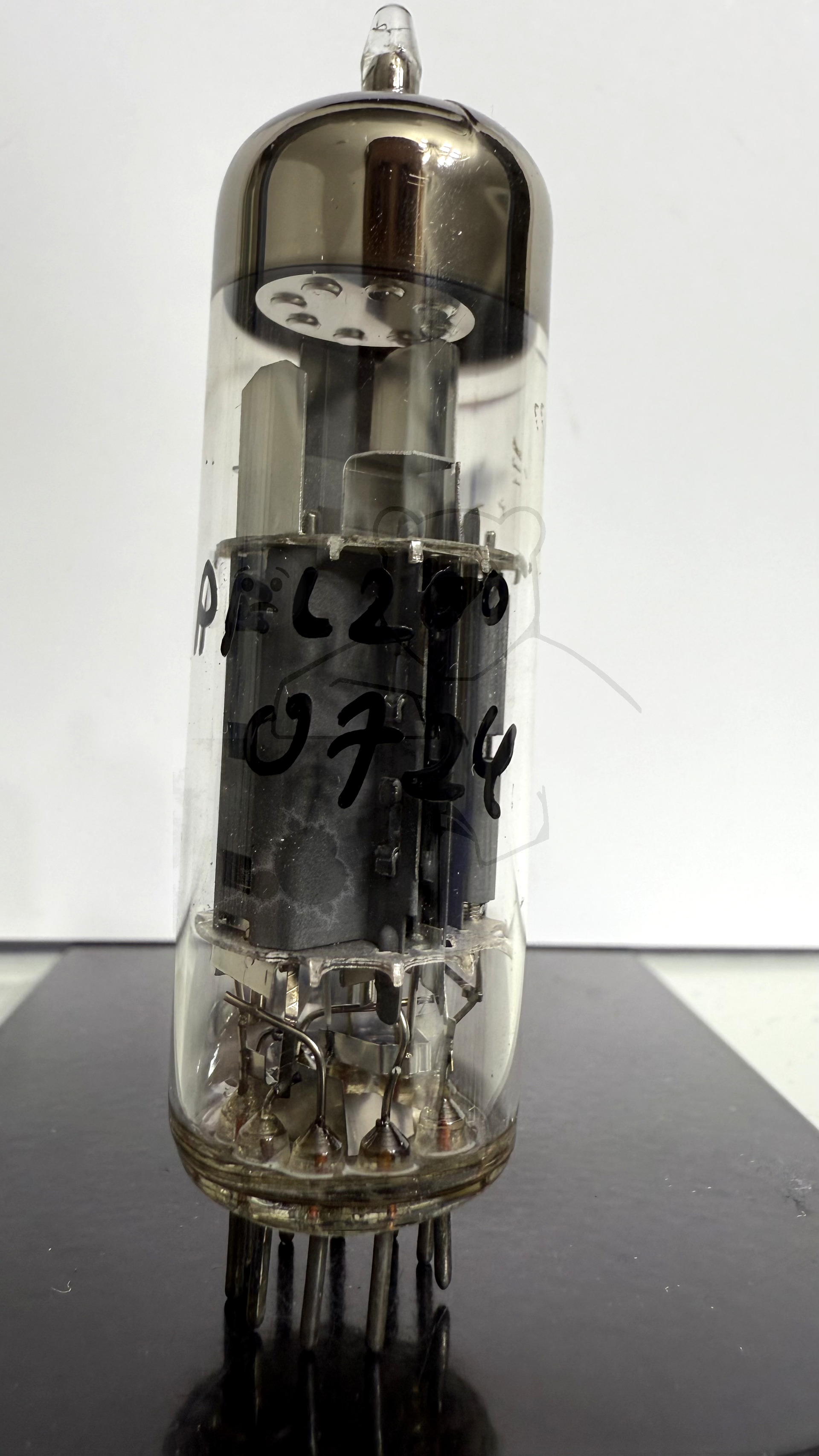 Röhre PFL200 #0724 Bild 1