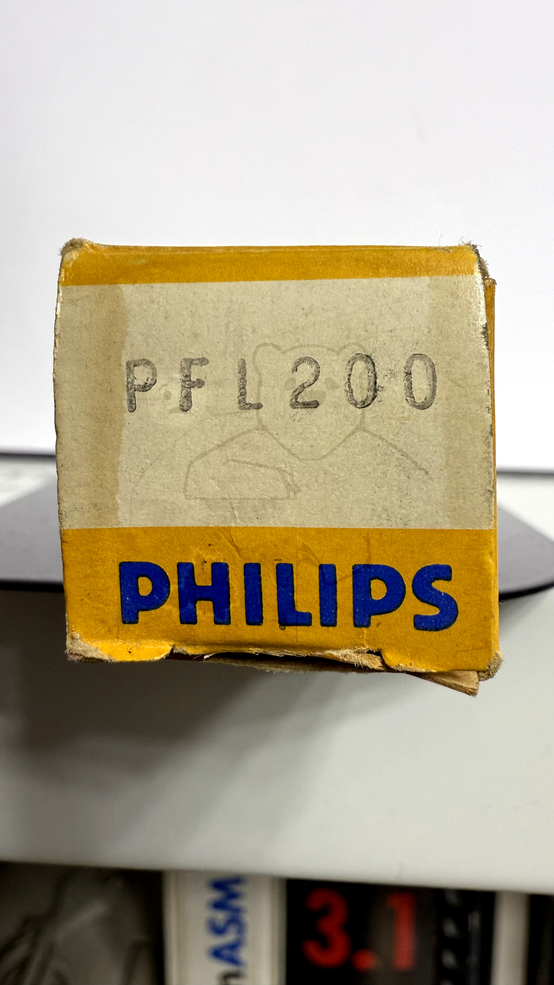 Röhre PFL200 #4235 Verpackung Bild 2