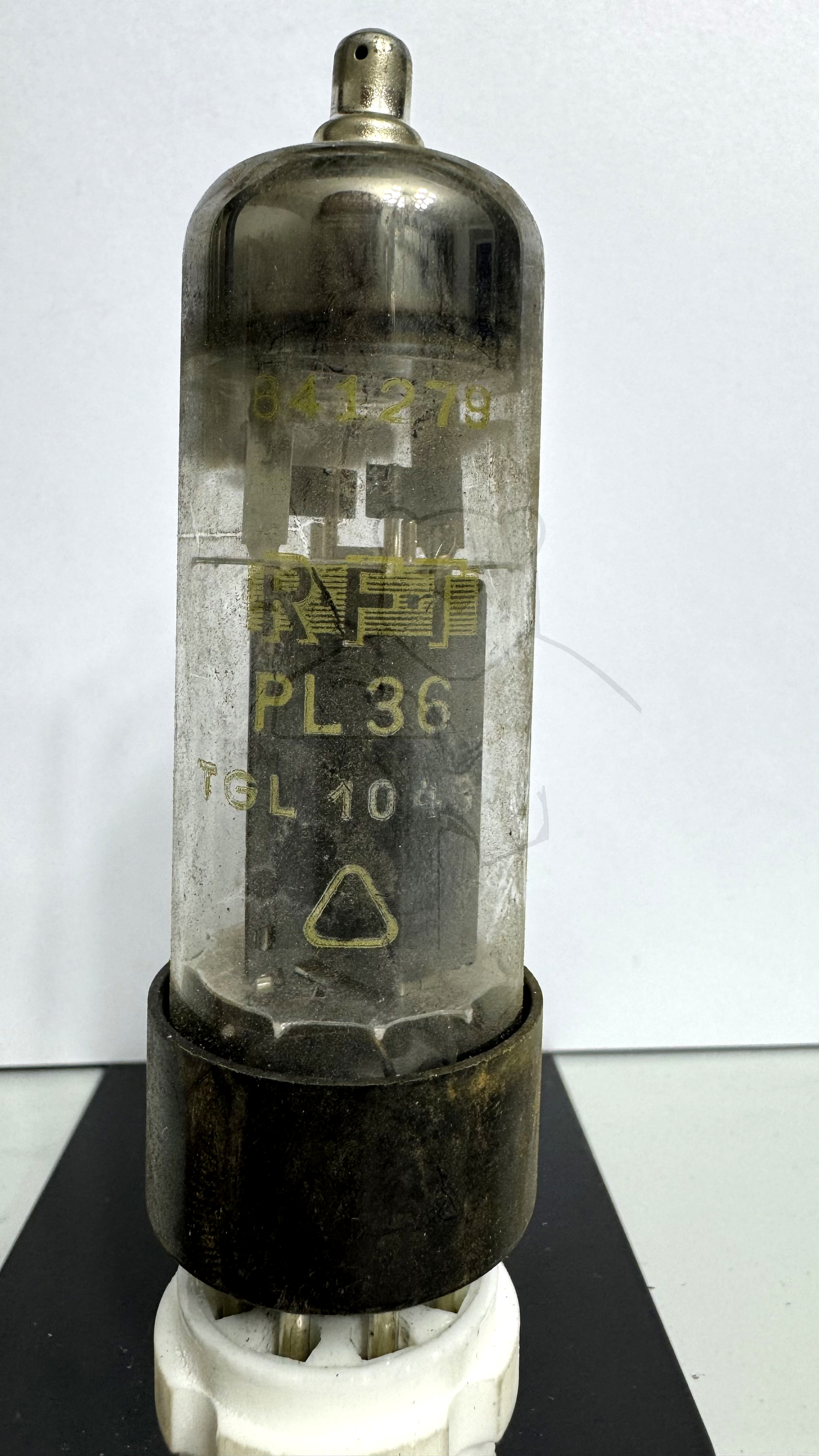 Röhre PL36 #4726 Bild 1
