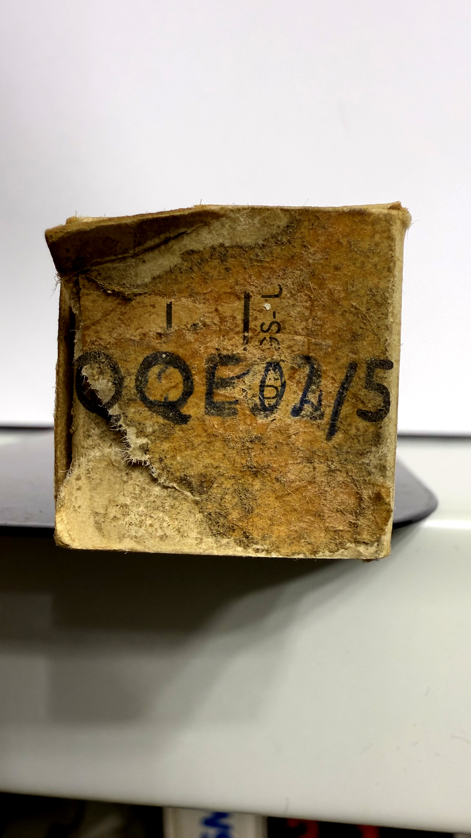 Röhre QQE02-5 #7964 Verpackung Bild 2