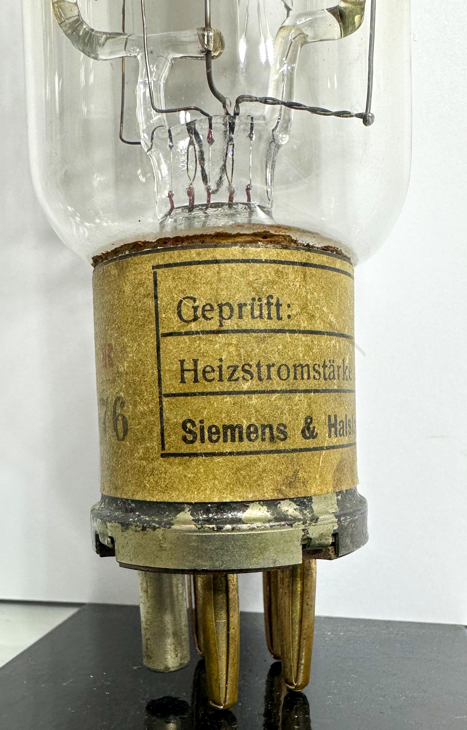 Röhre R #6879 Bild 5