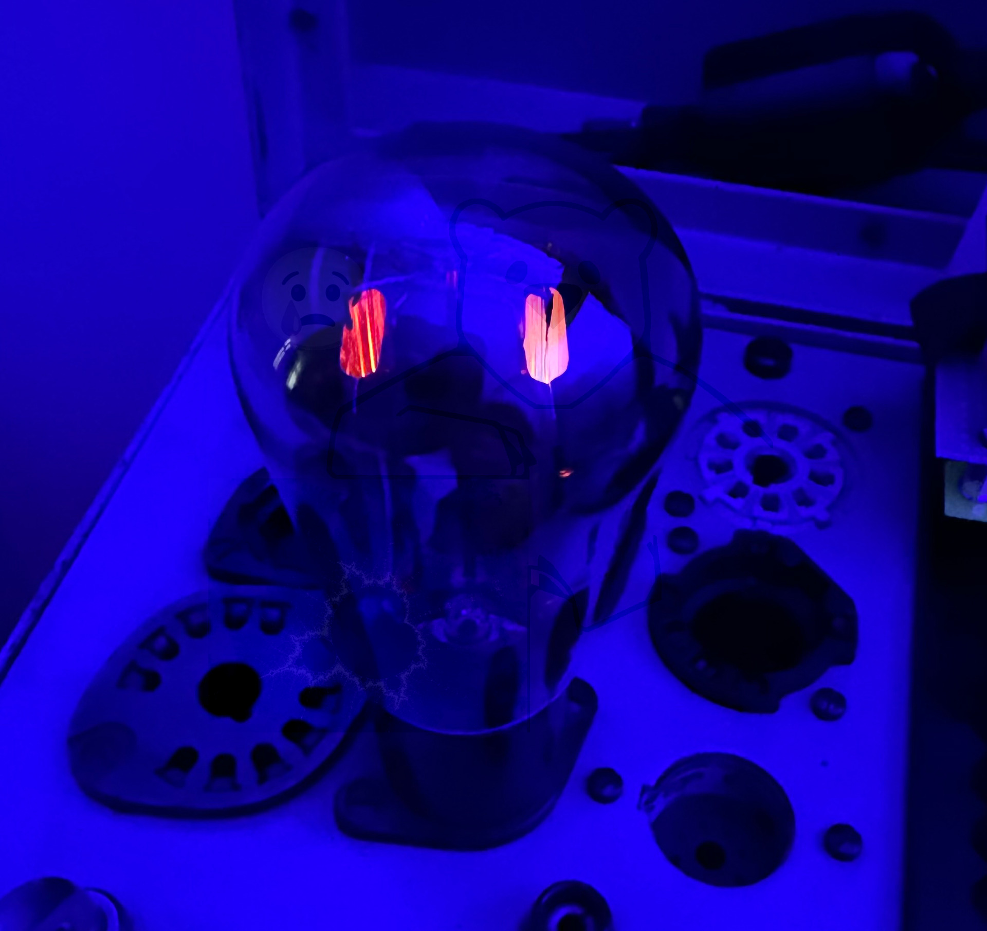 Röhre RGN1503 #8509 In Betrieb Bild 1 mit Vakuumfehler