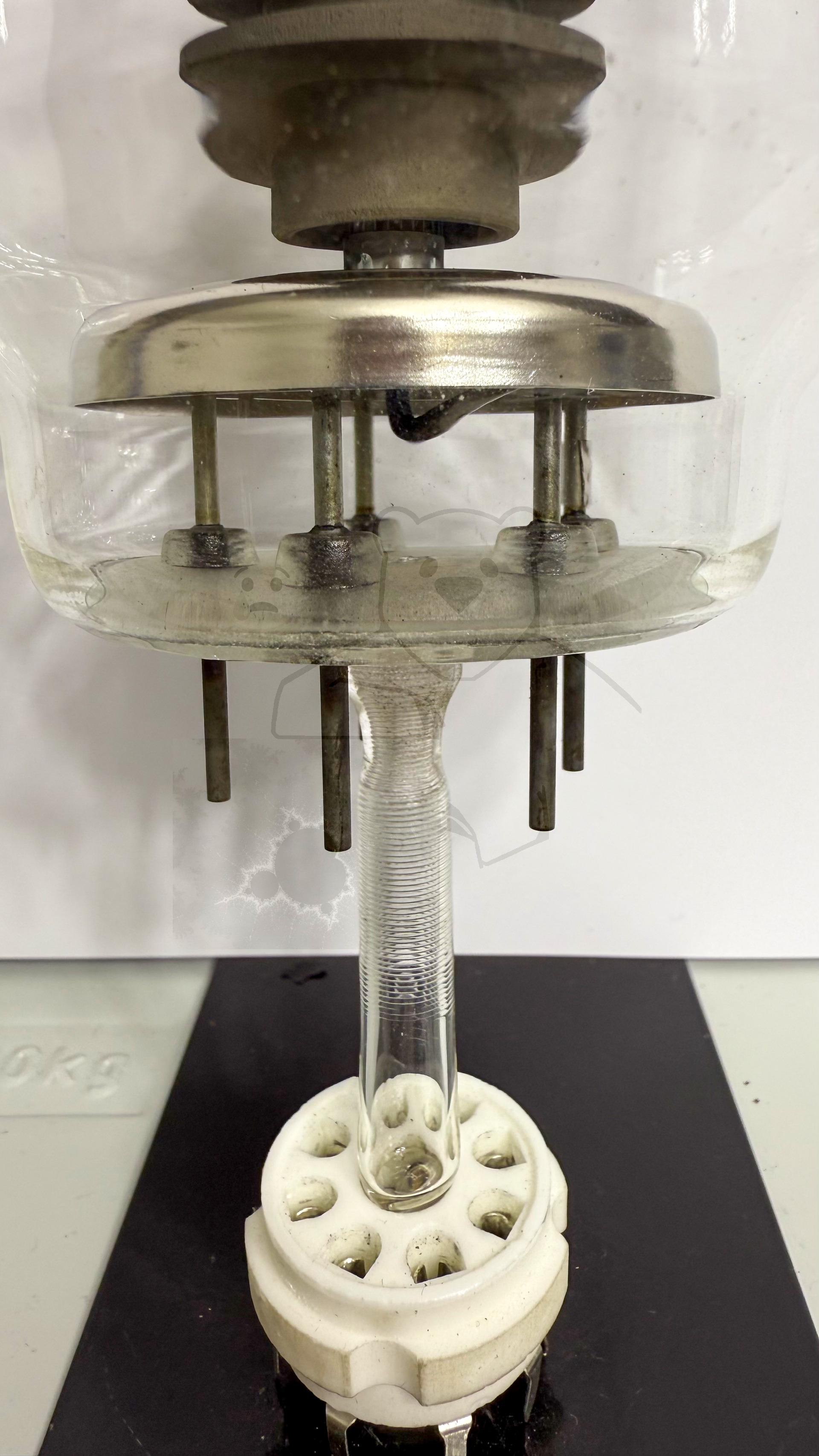 Röhre RS1002 #6875 Bild 6 (Wurde aus dem Produktionsprozess entnommen)