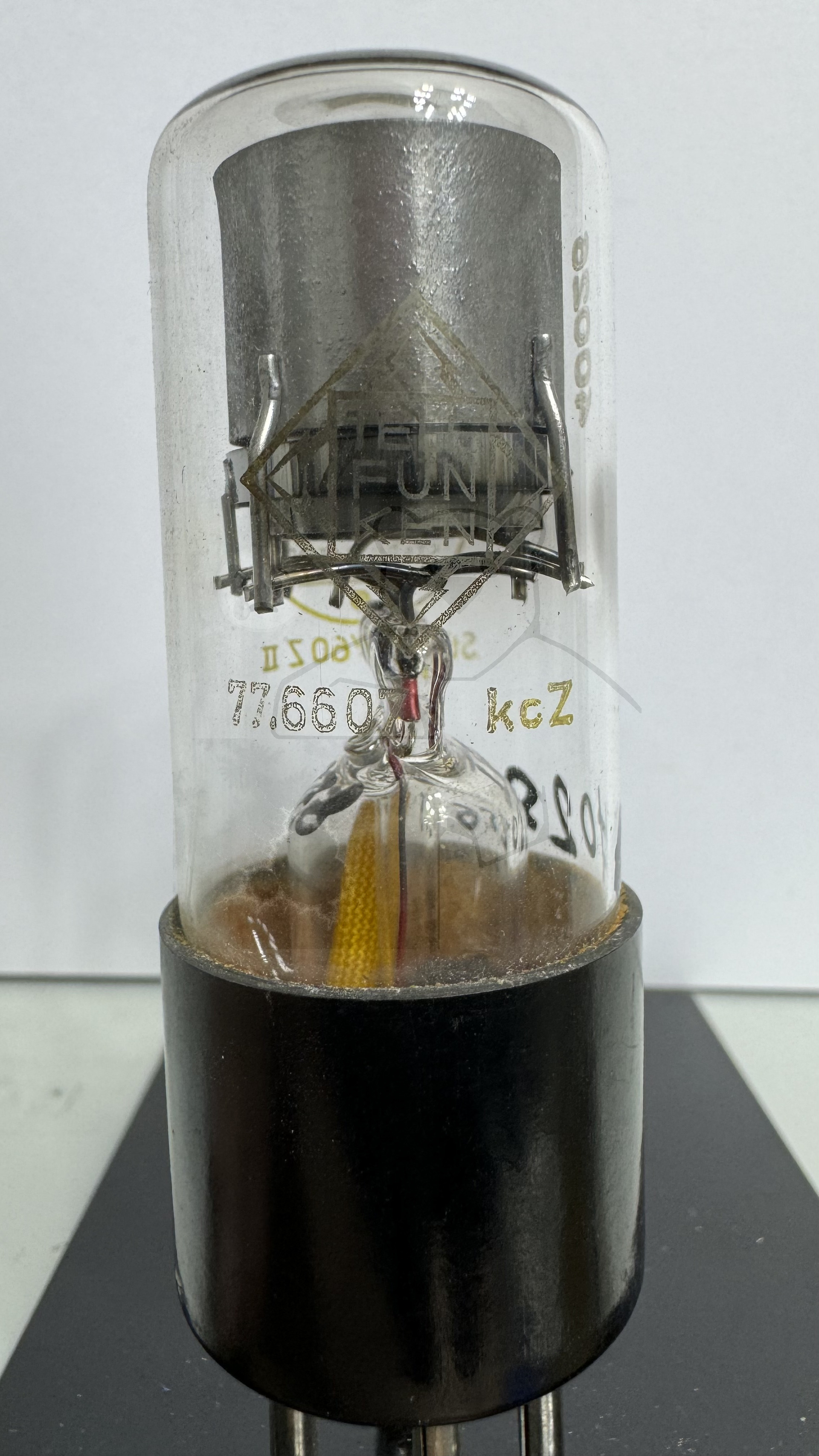 Röhre STV100-60 Z II #0256 Bild 1