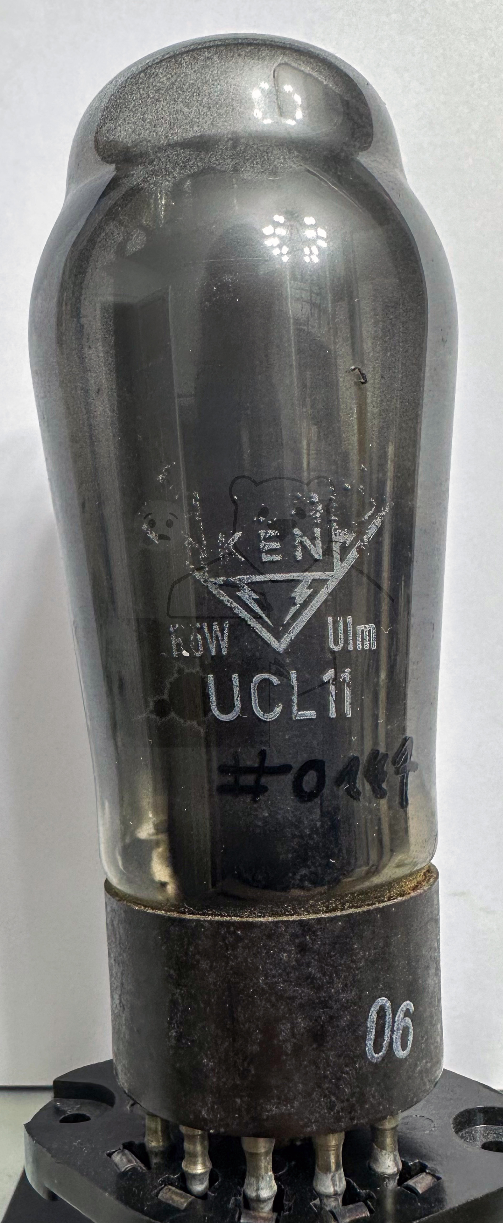 Röhre UCL11 #0147 Bild 1
