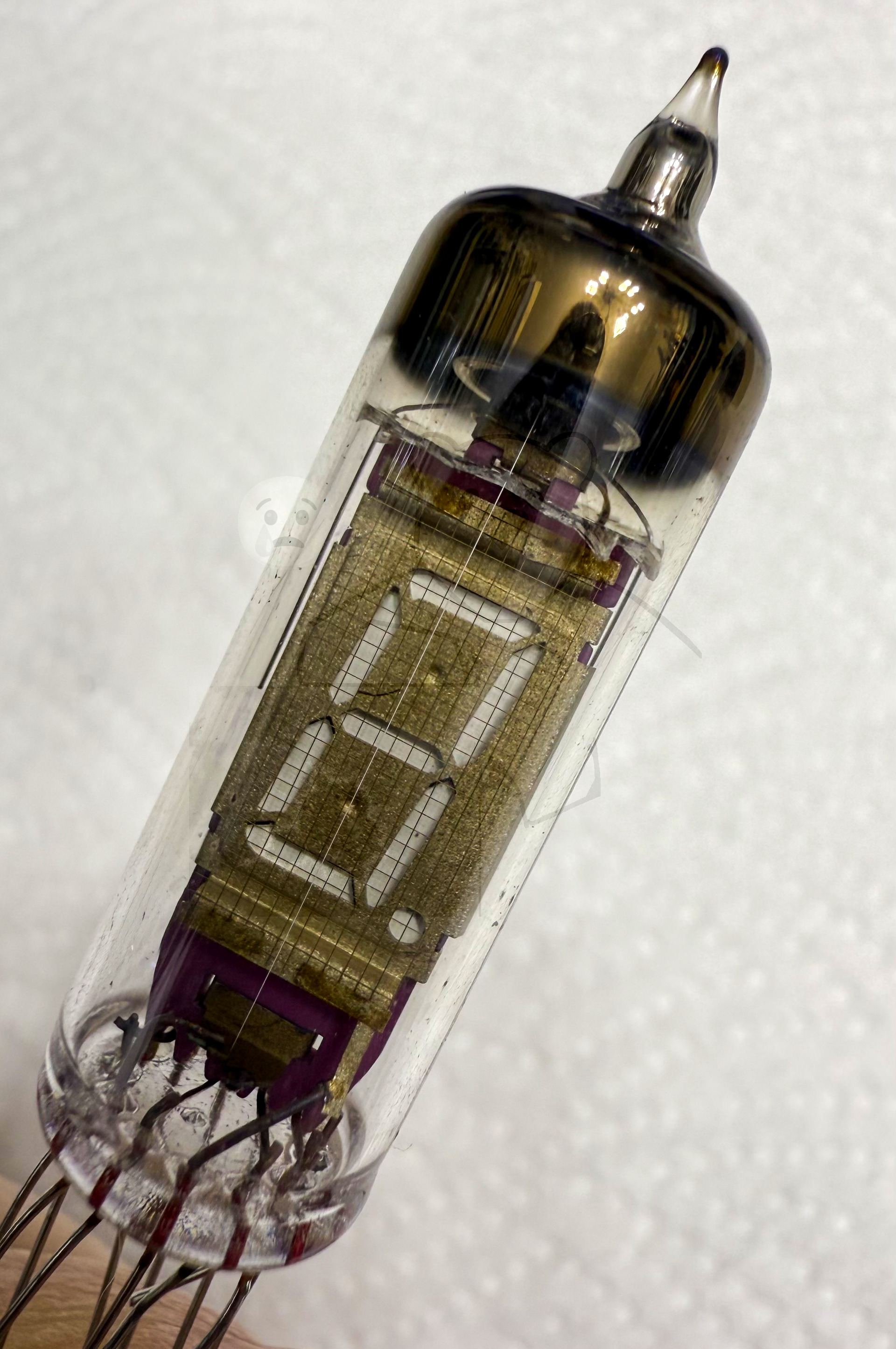 Röhre ИВ-6 #3952 Bild 1