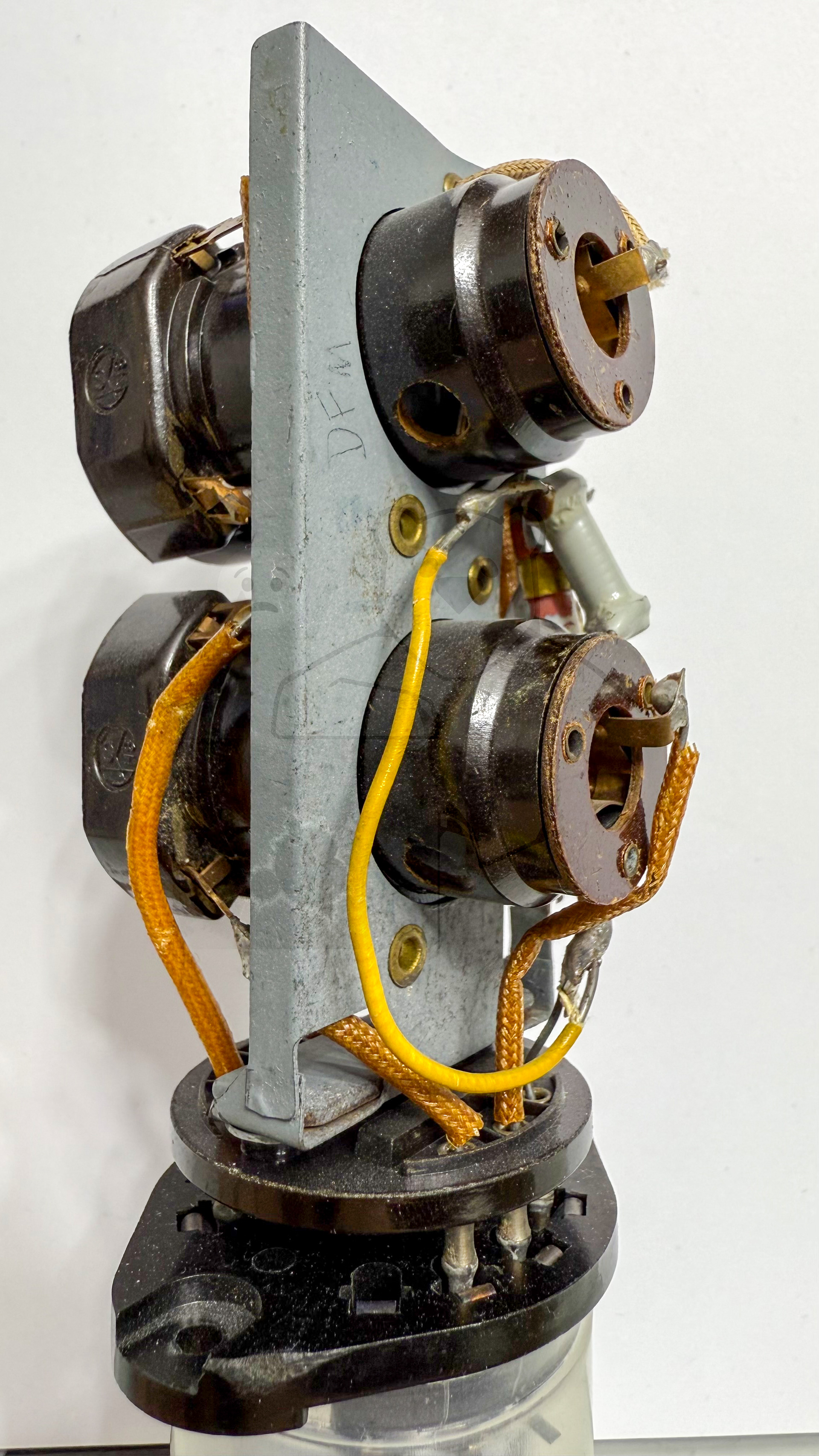 Unbekannter Adapter - Ersatzroehre 6