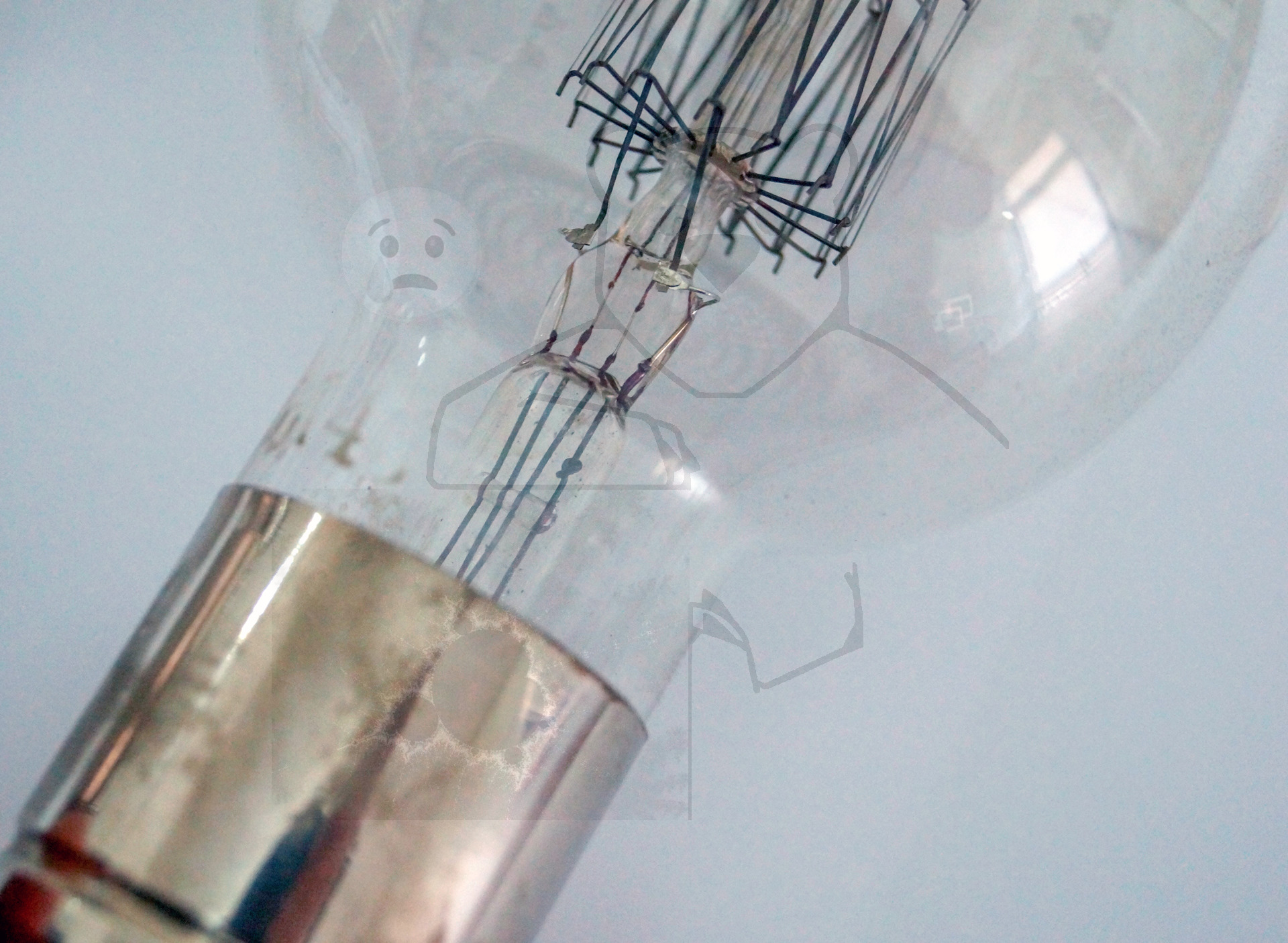 Vergleich zweier Original Liebenröhren Seriennummer 'Ss990' und 'Ss145' - Bild 18